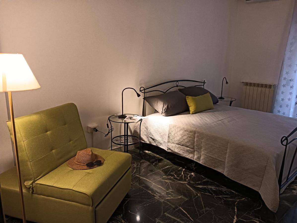 Laura Domus Apartment Портичи Екстериор снимка